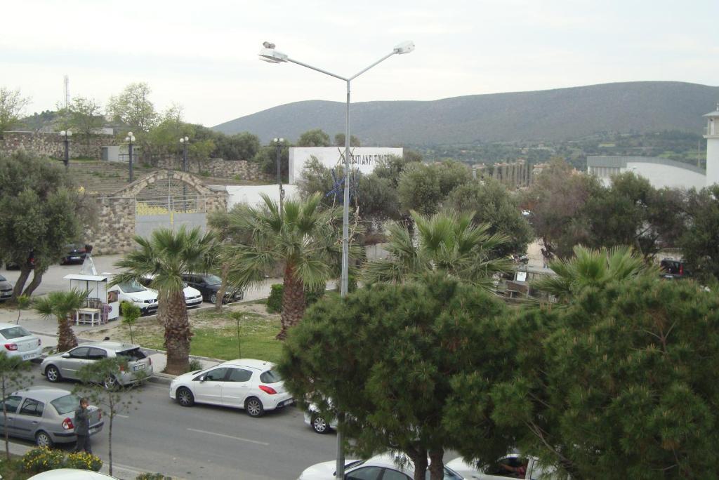 Alacati Sakiz Ev Hotel ภายนอก รูปภาพ